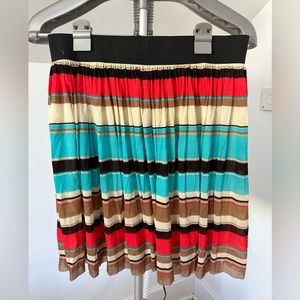 NWT Vince Camuto flowy mini skirt size M